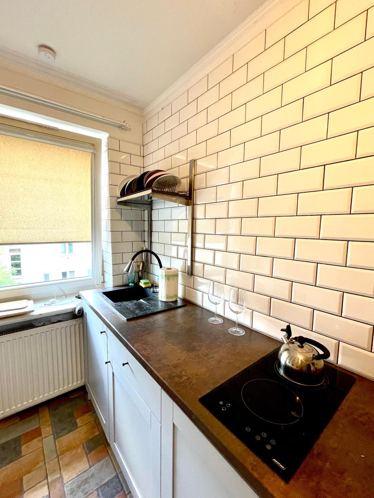 Happy Living Hostel Wrocław Buitenkant foto