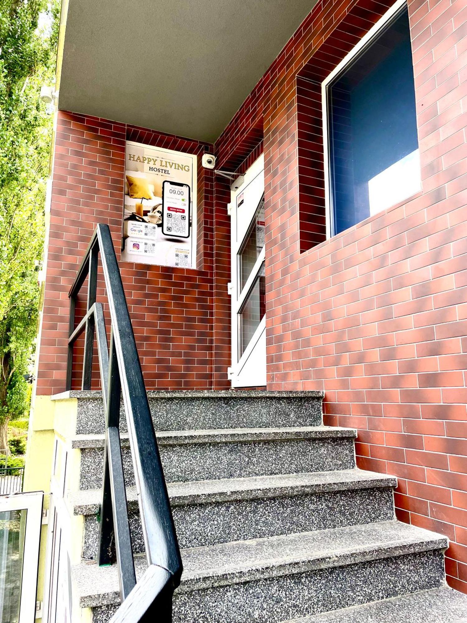 Happy Living Hostel Wrocław Buitenkant foto